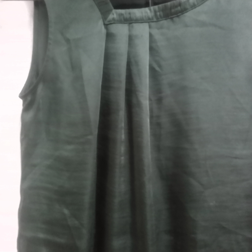 Mexx Dark Green Silky Sleeveless Blouse...mint Condition Worn 1x For Interview